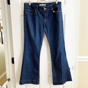 J Brand Love Story Bell Bottom Jean Size 32
